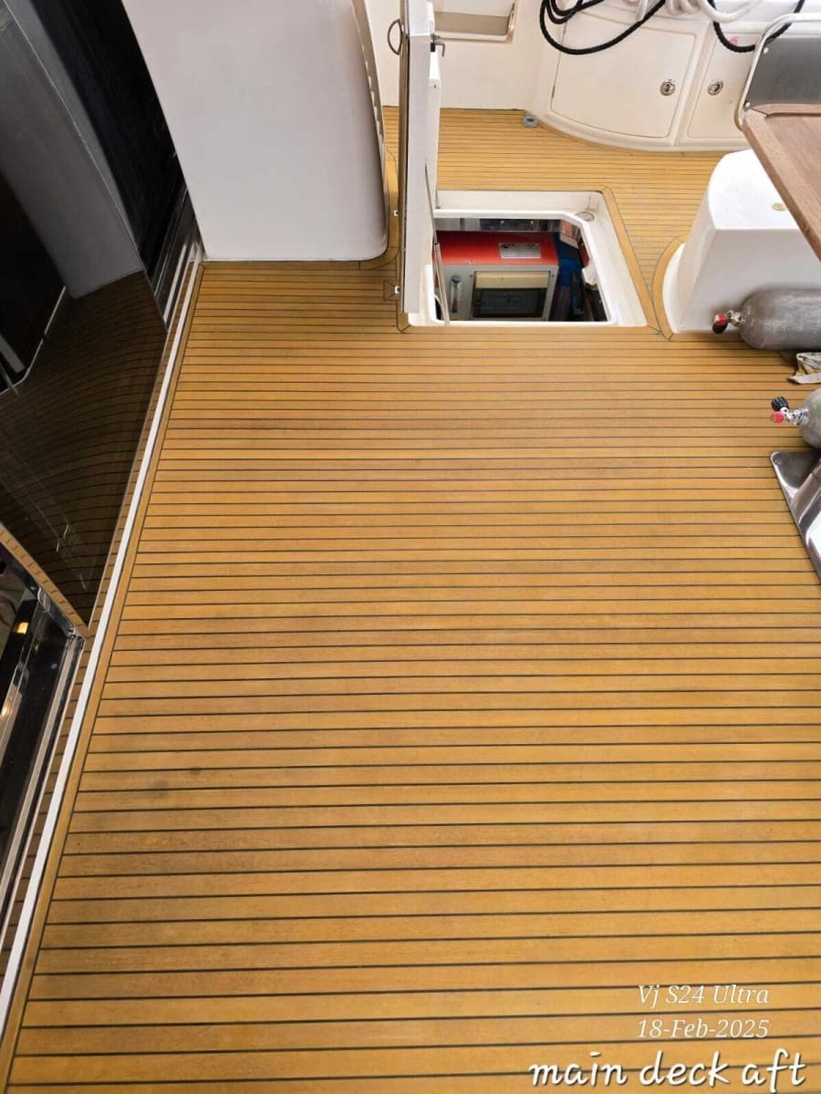 2011 Azimut 70 - Photo 45