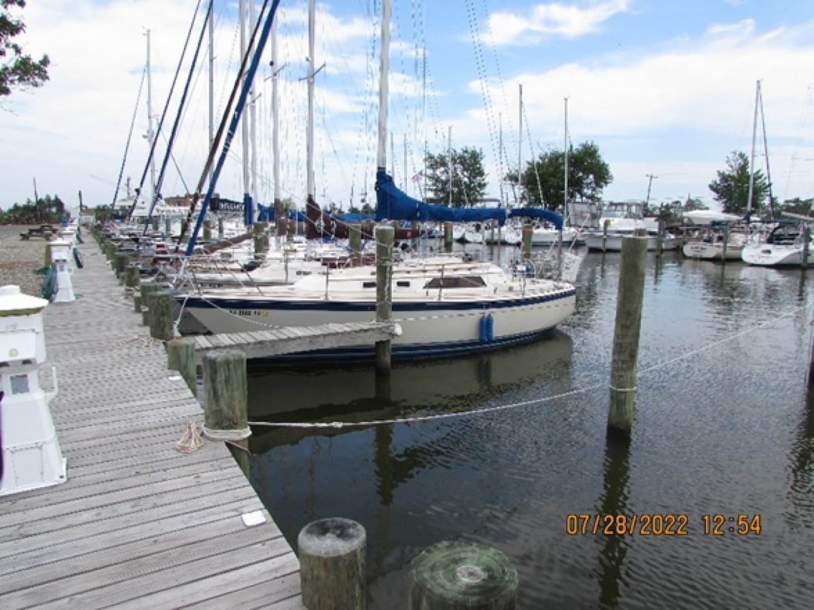1982 O'Day 28 CB - Photo 1