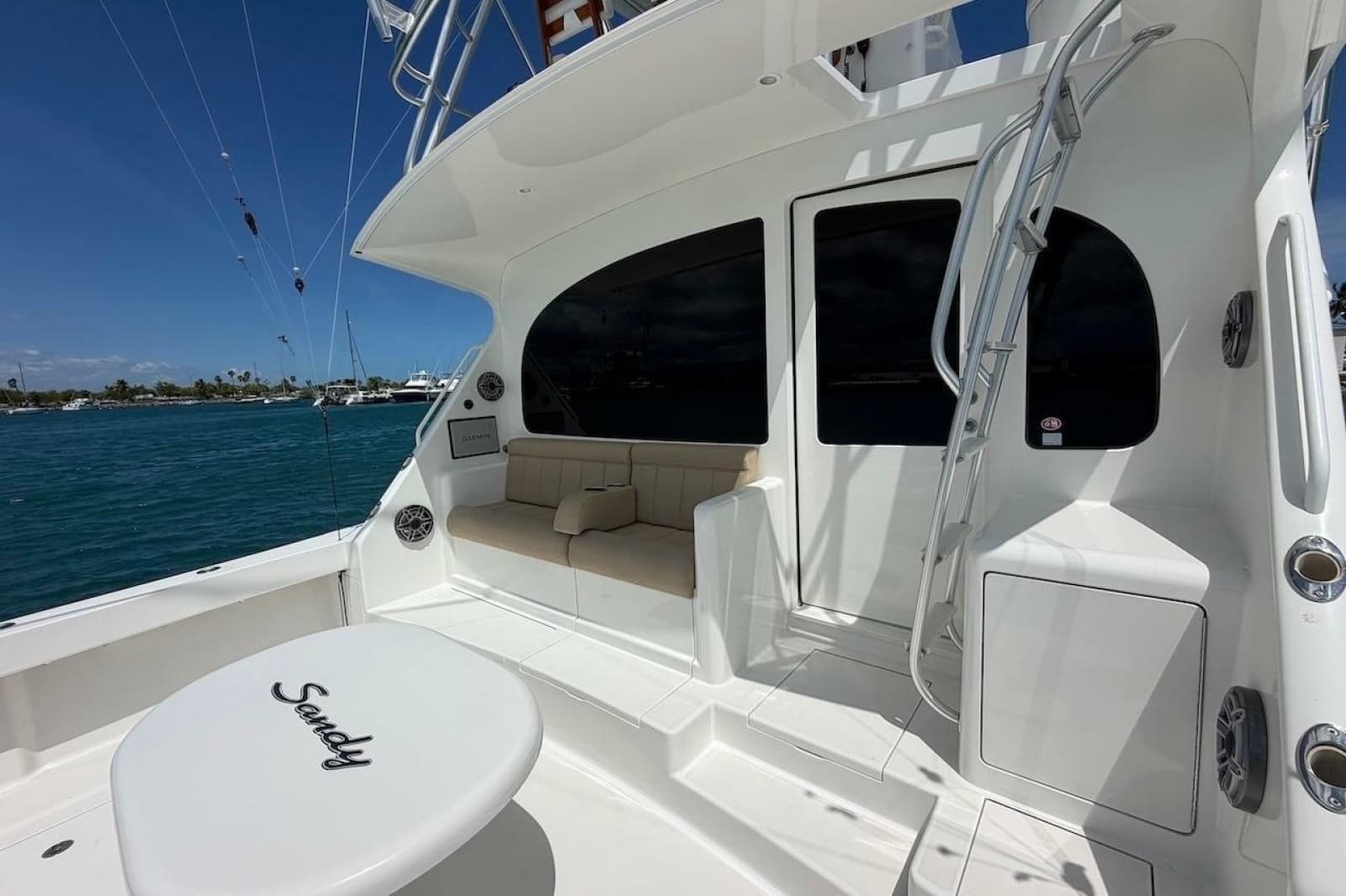 2012 Viking 50 Convertible - Photo 20