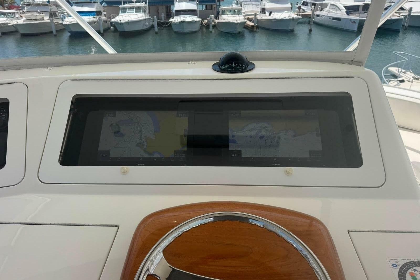 2012 Viking 50 Convertible - Photo 42