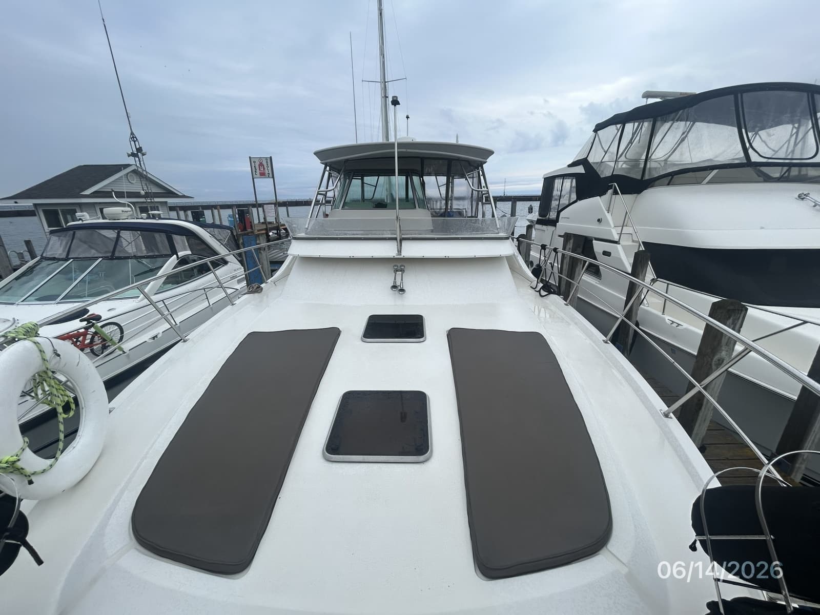 1989 Cruisers Yachts 4280 - Photo 16