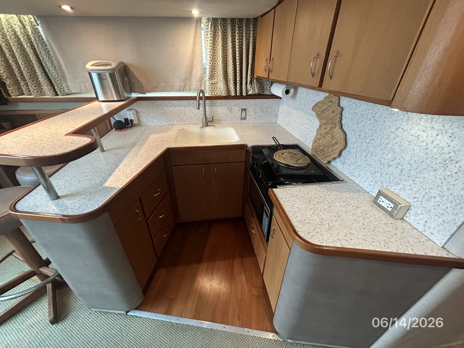 1989 Cruisers Yachts 4280 - Photo 42