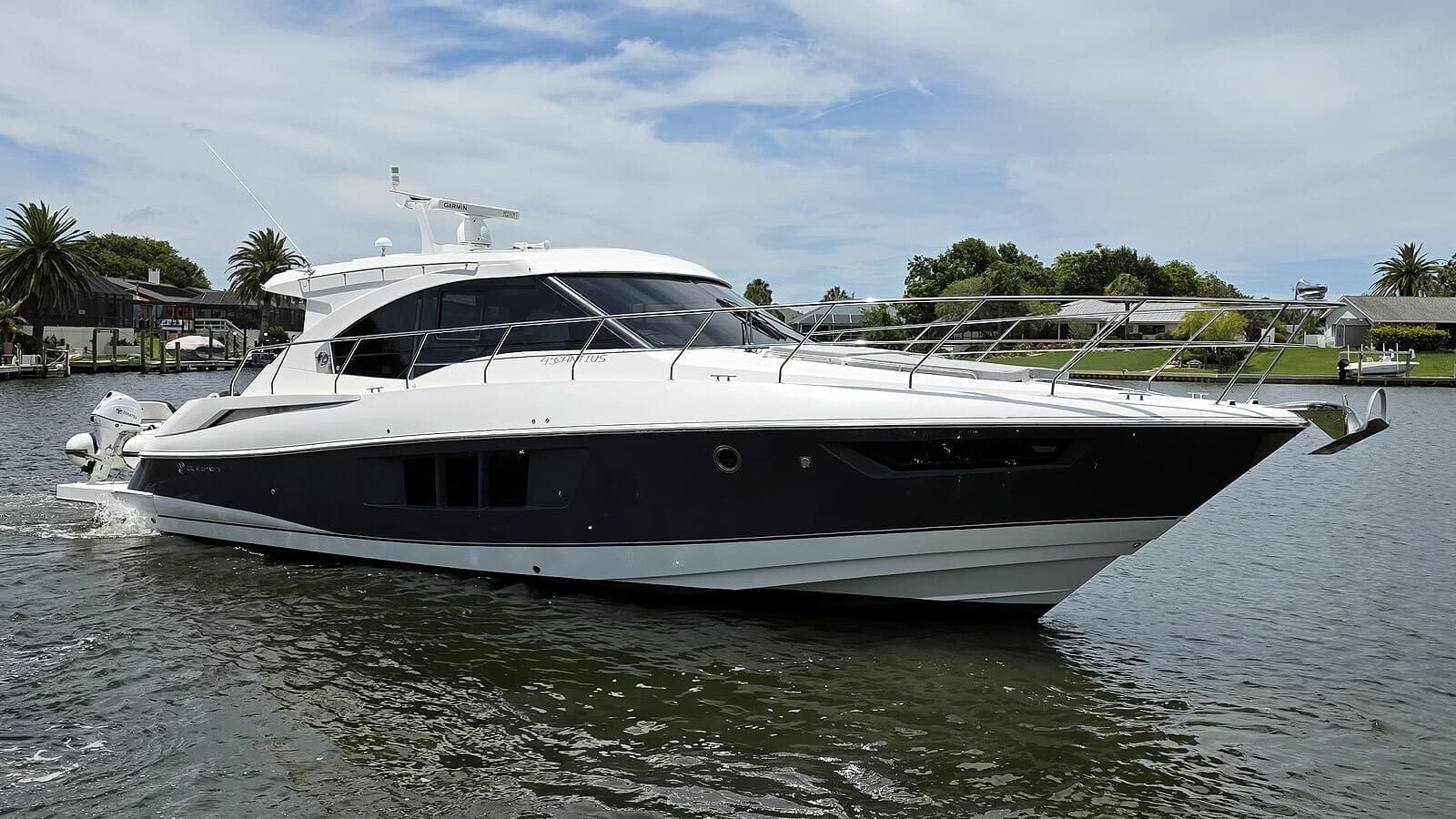 2018 Cruisers Yachts Cantius 45 - Photo 8
