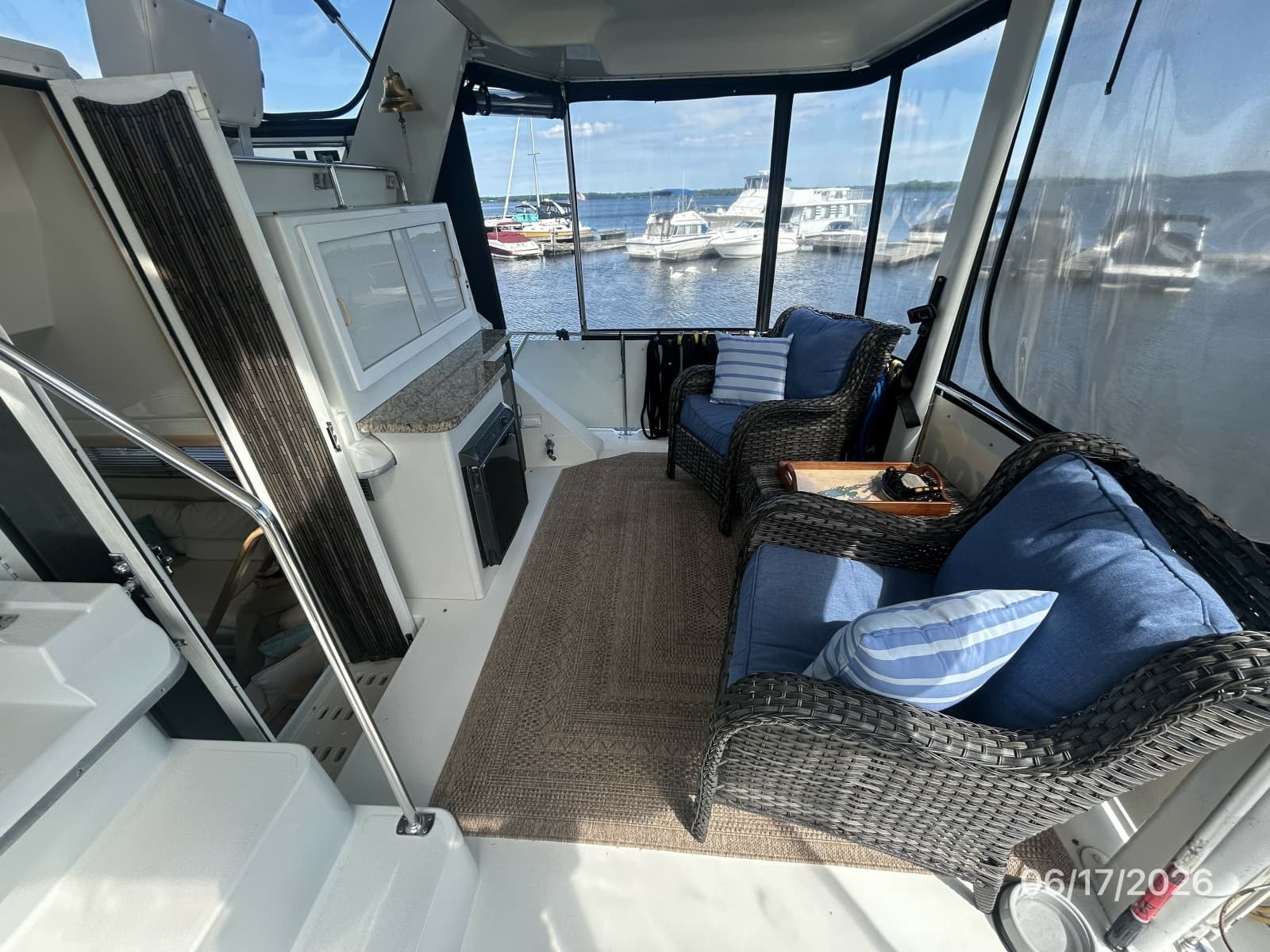 1996 Carver 430 - Photo 28