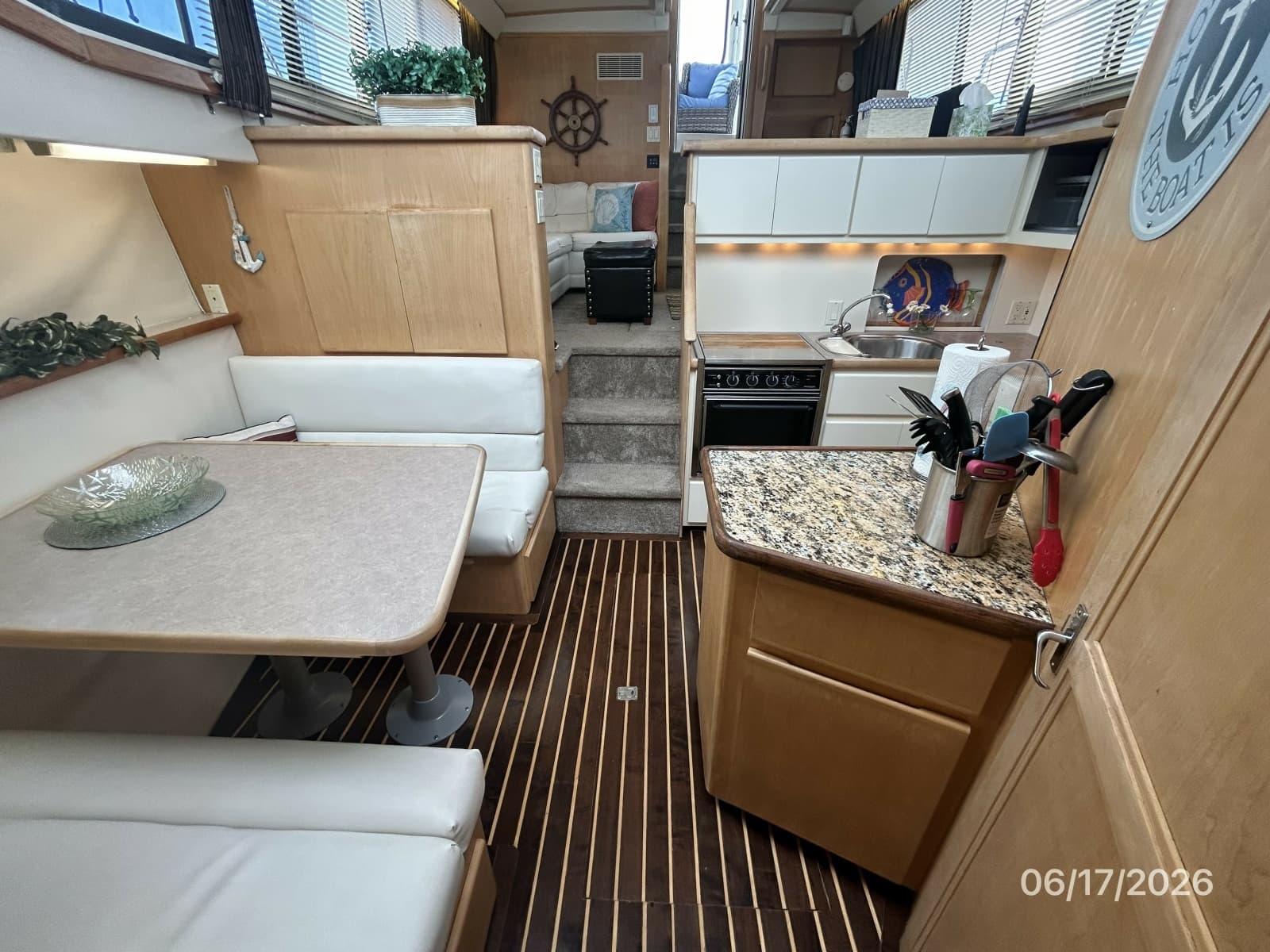 1996 Carver 430 - Photo 47