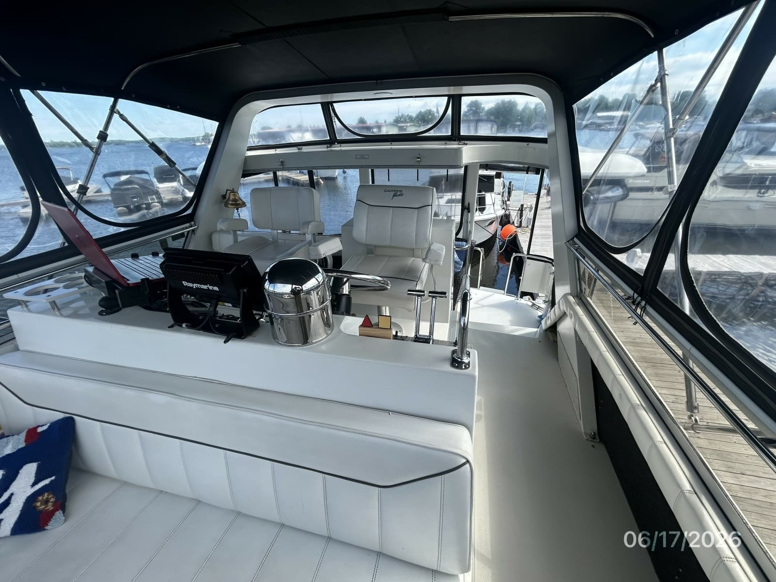 1996 Carver 430 - Photo 18