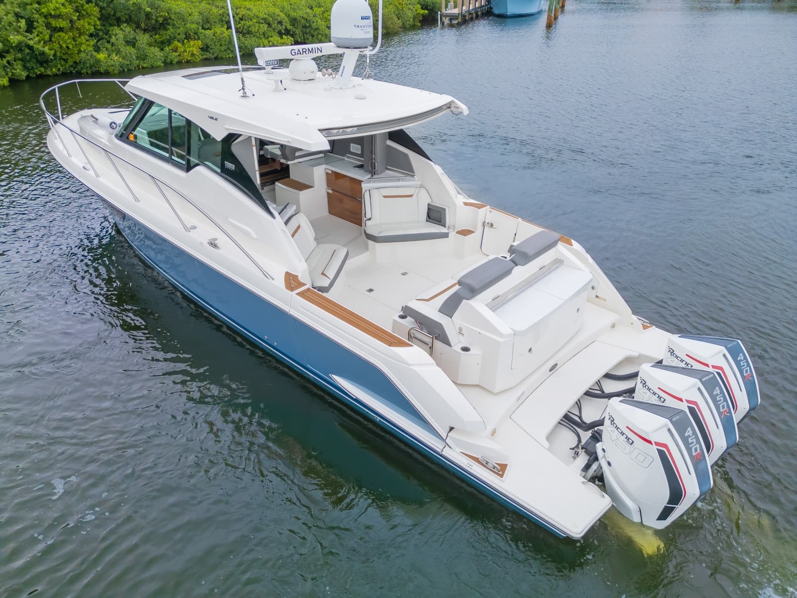 2021 Tiara Yachts 43 LE - Photo 34
