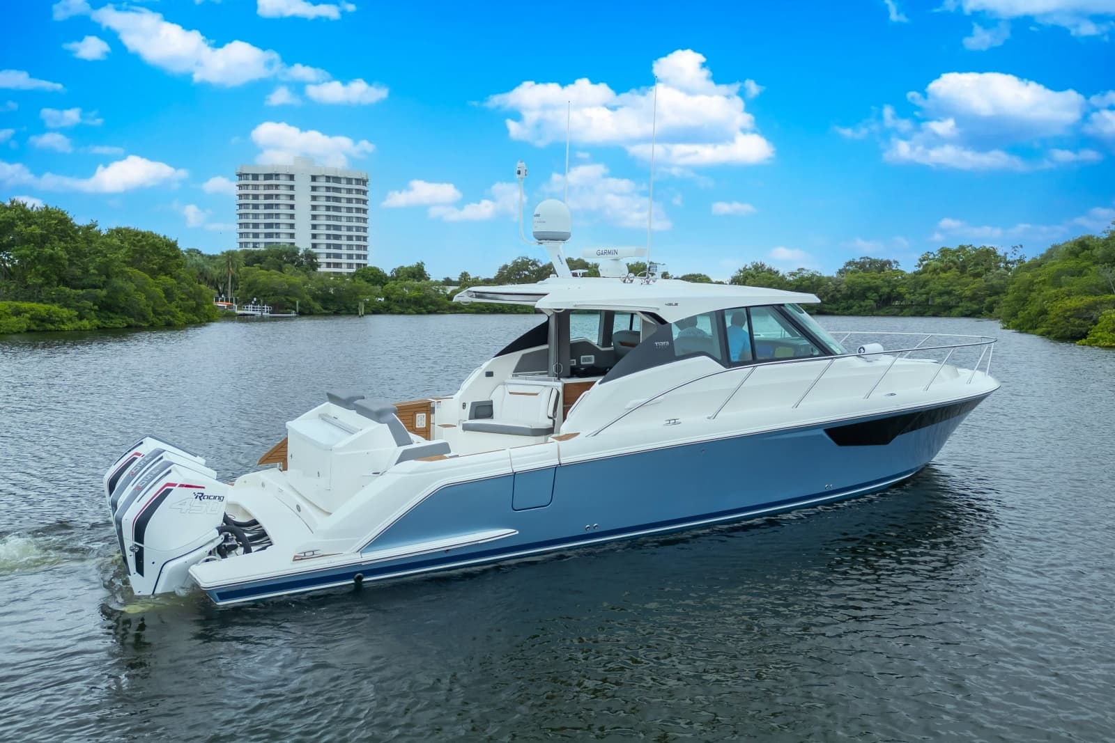 2021 Tiara Yachts 43 LE - Photo 38