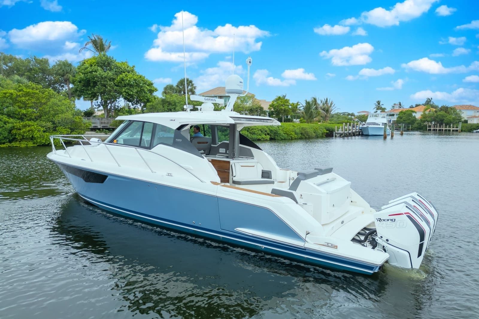 2021 Tiara Yachts 43 LE - Photo 32