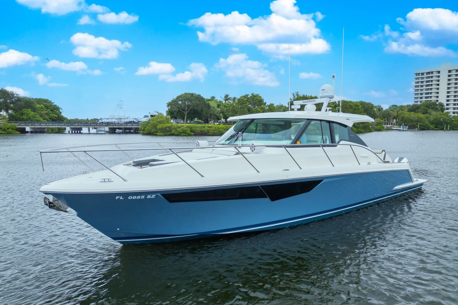2021 Tiara Yachts 43 LE - Photo 29