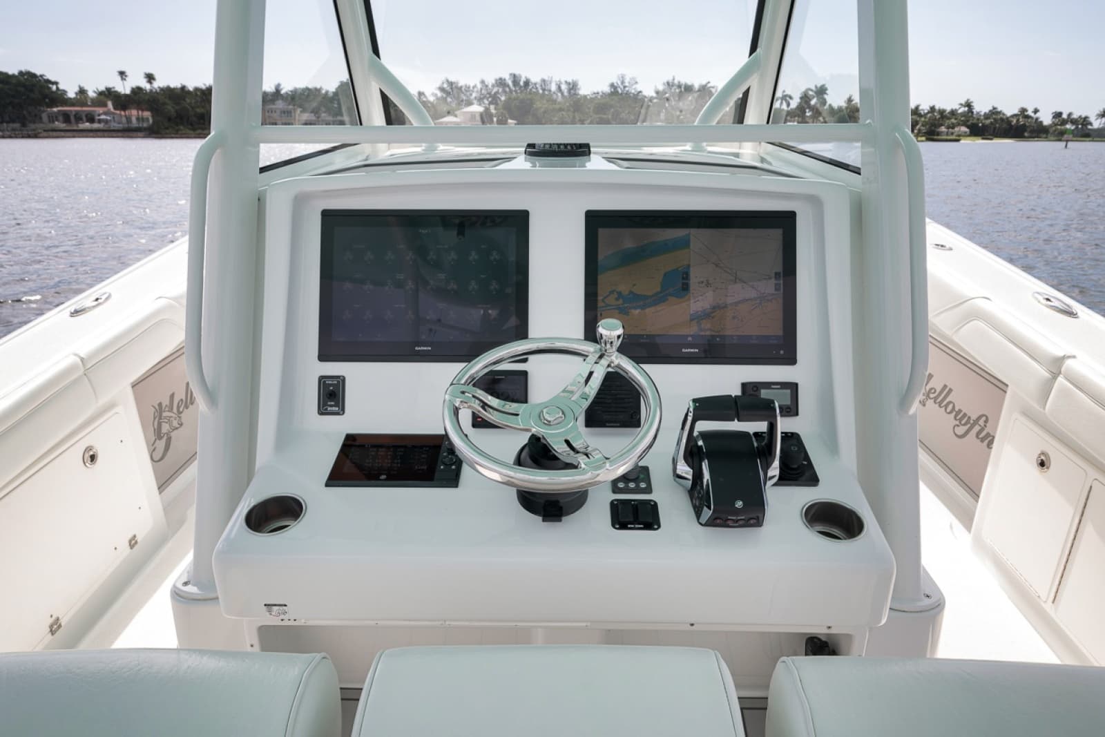 2017 Yellowfin 39 Offshore - Photo 10