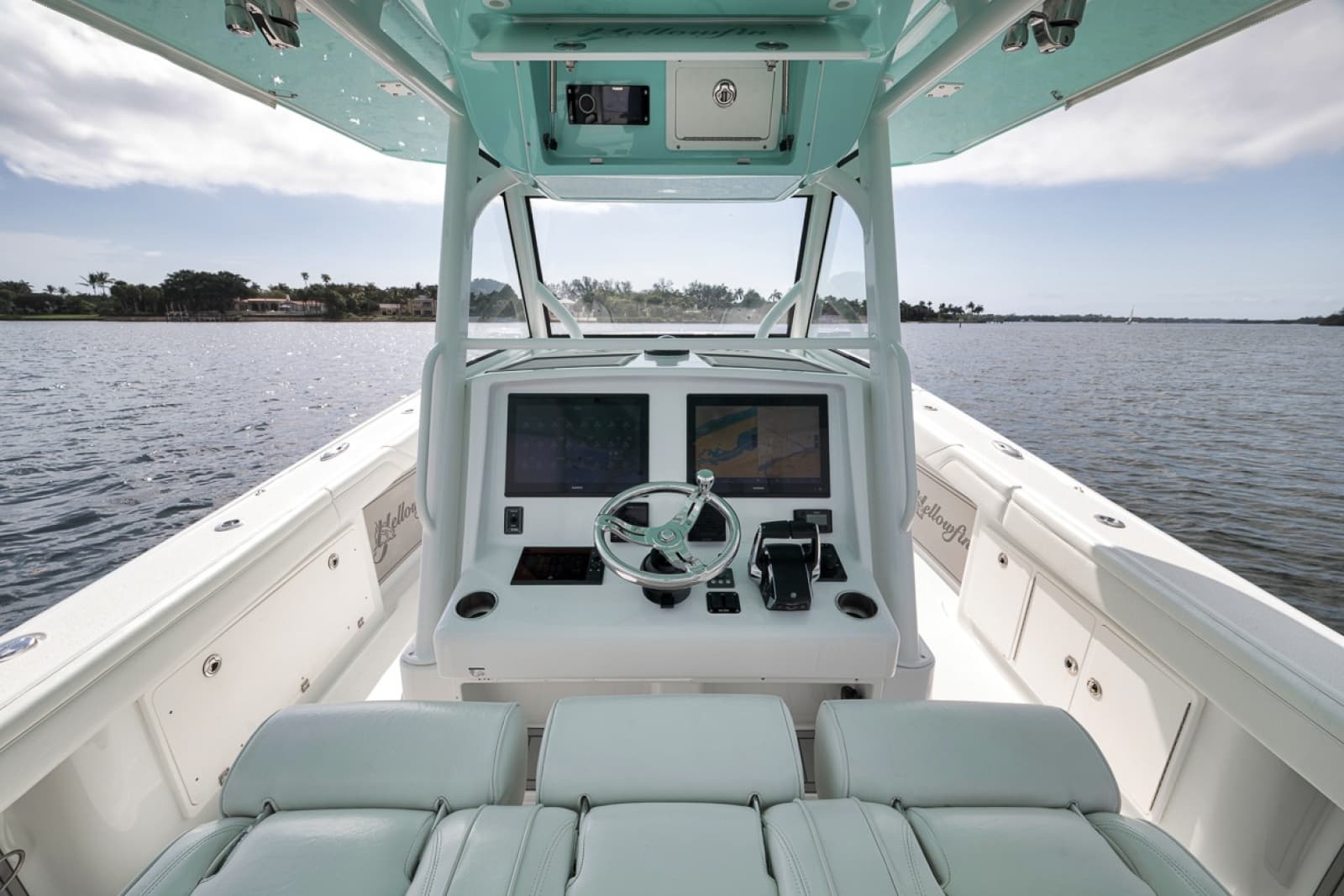 2017 Yellowfin 39 Offshore - Photo 9