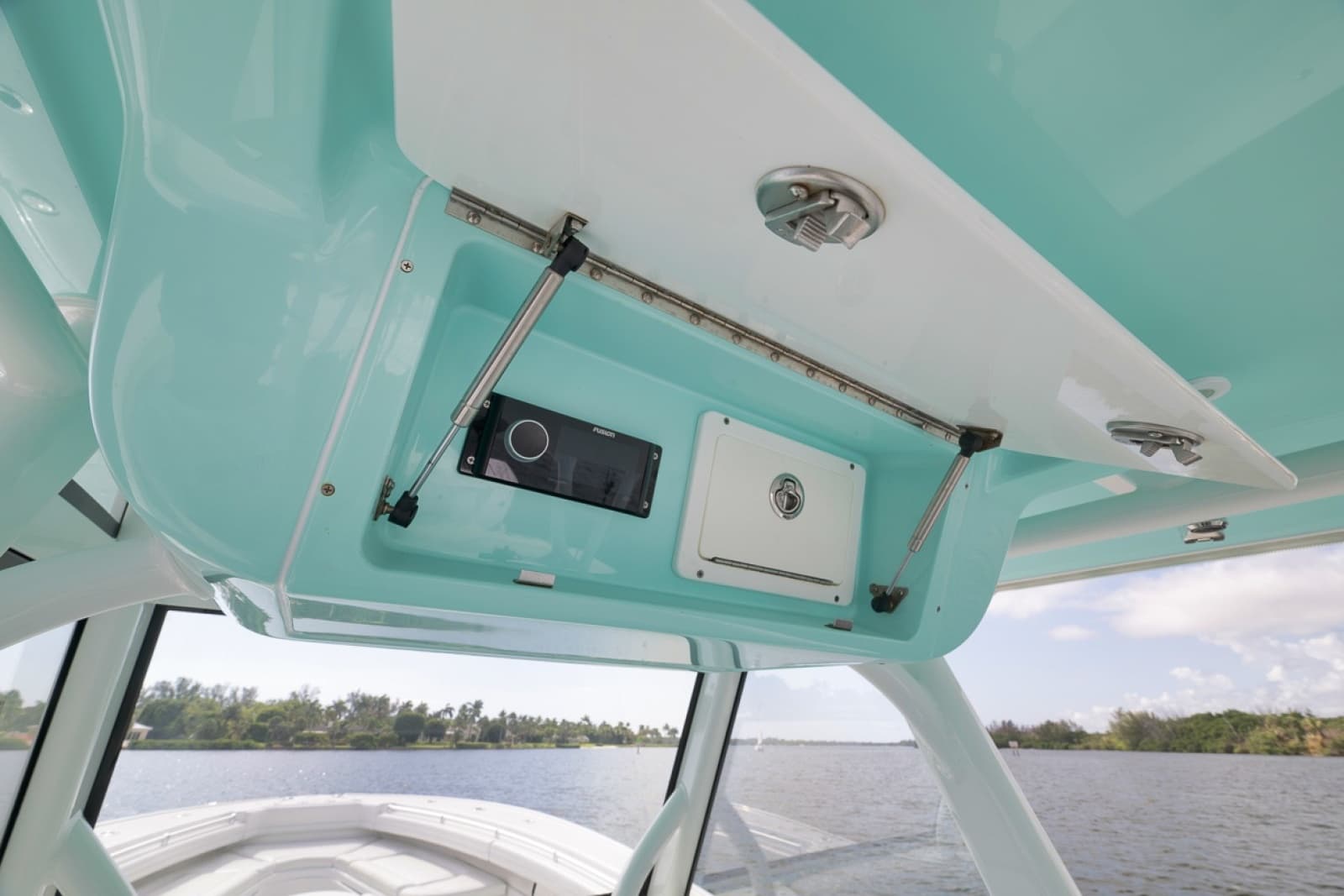 2017 Yellowfin 39 Offshore - Photo 12