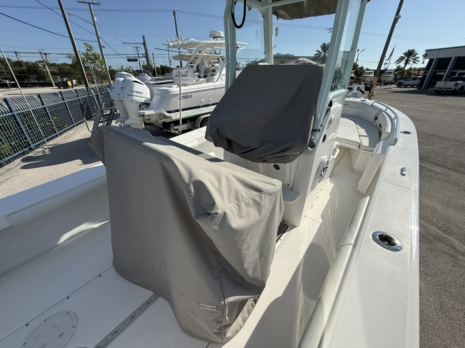 2021 Everglades 243 CC - Photo 22