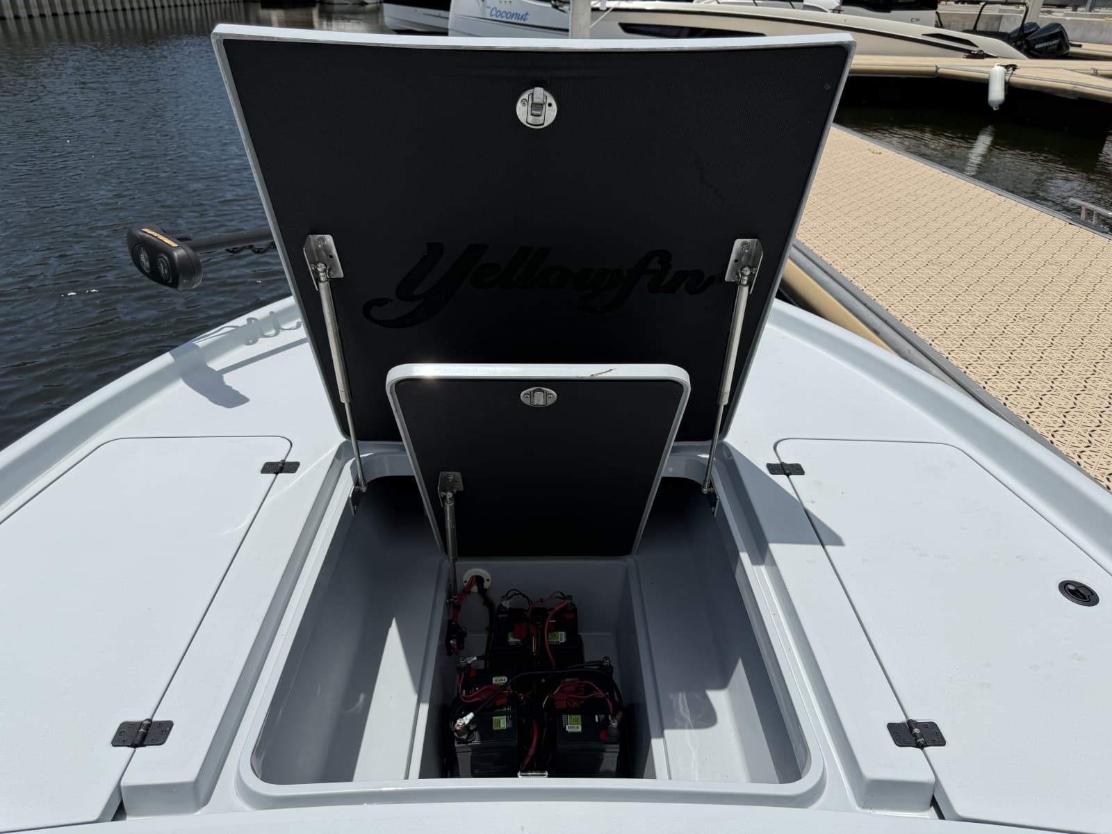 2017 Yellowfin 24 Bay CE - Photo 11