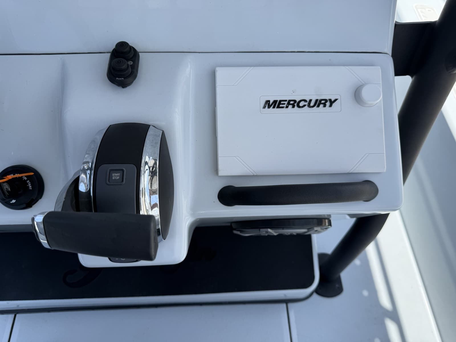 2017 Yellowfin 24 Bay CE - Photo 38