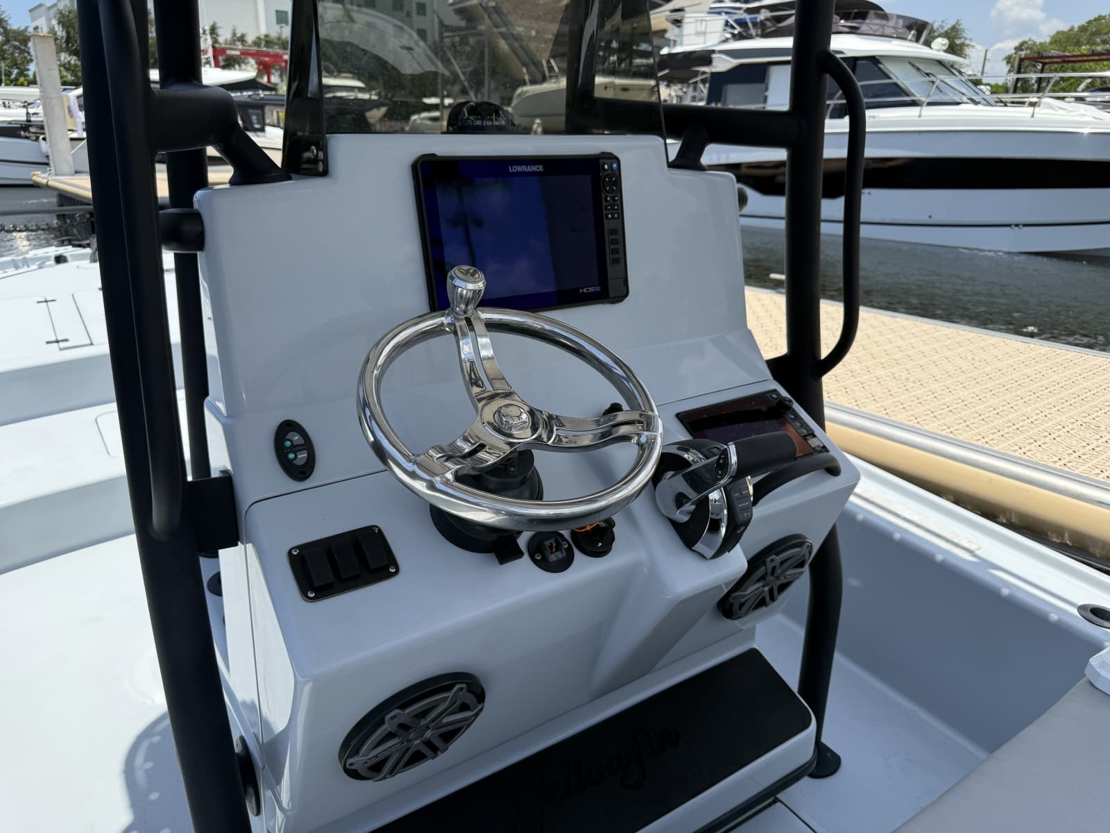 2017 Yellowfin 24 Bay CE - Photo 26