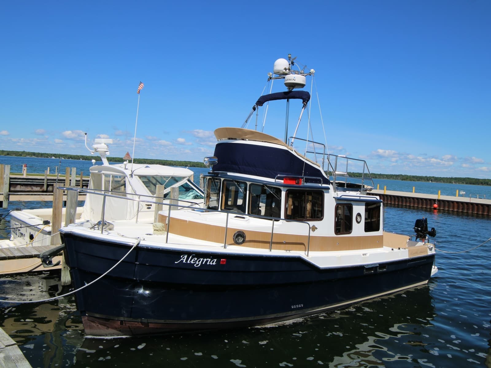 2013 Ranger Tugs R-31CB - Photo 1