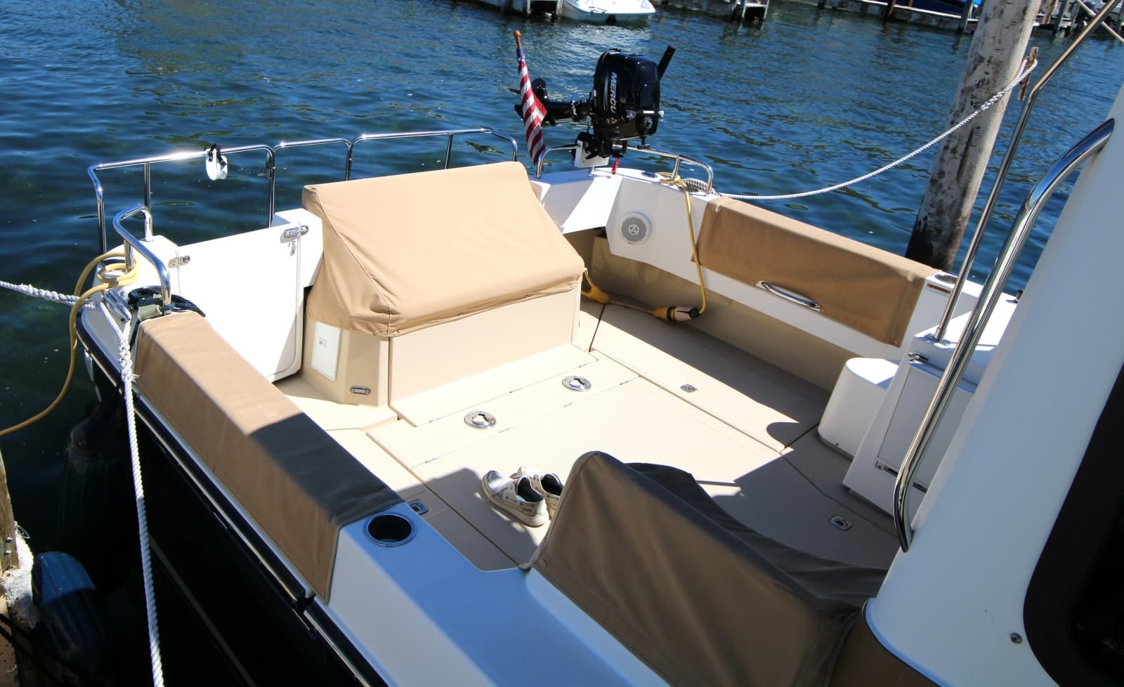 2013 Ranger Tugs R-31CB - Photo 5