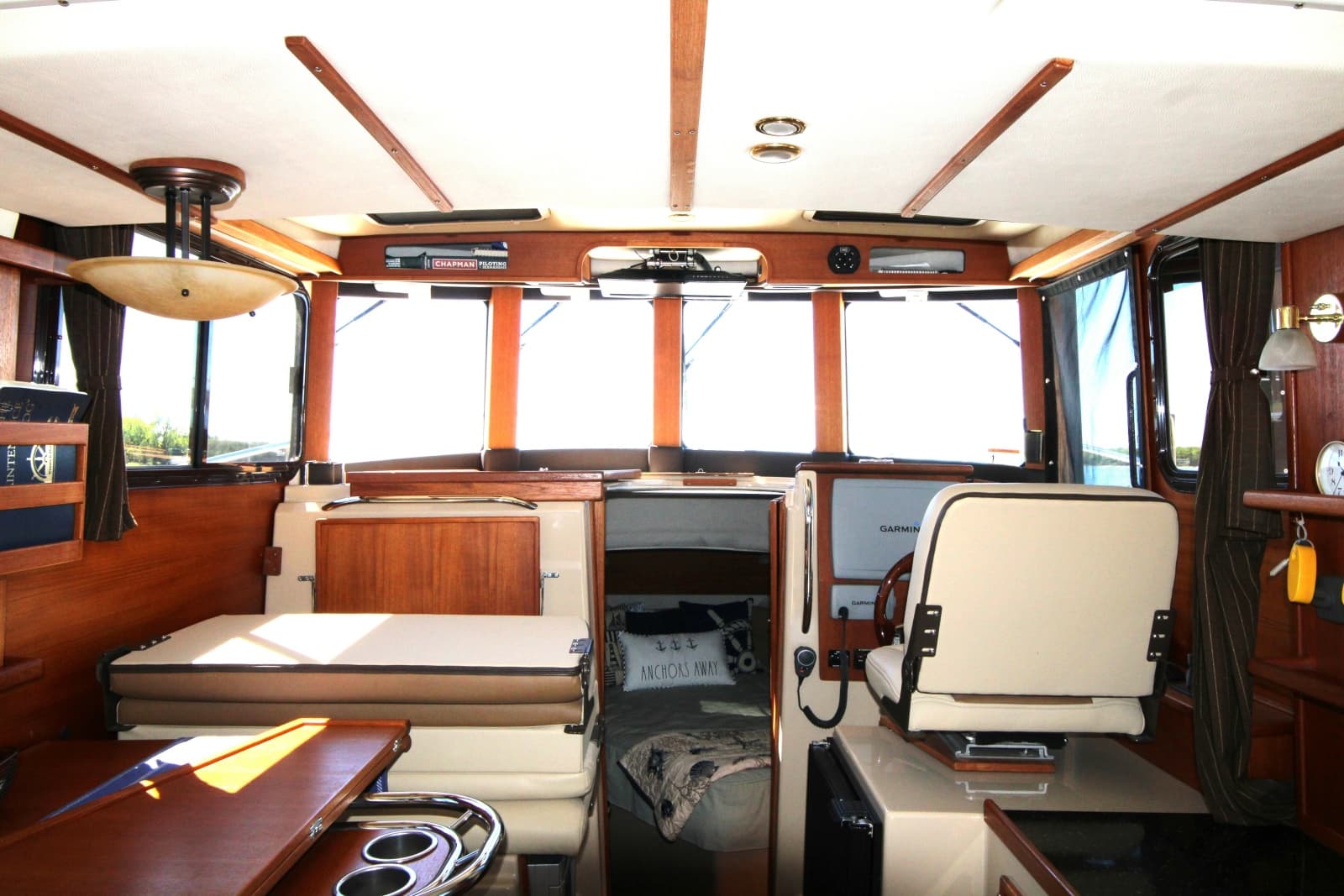 2013 Ranger Tugs R-31CB - Photo 10