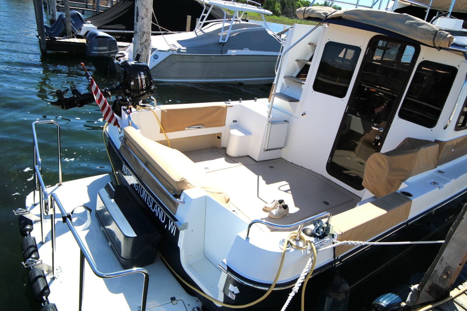 2013 Ranger Tugs R-31CB - Photo 3