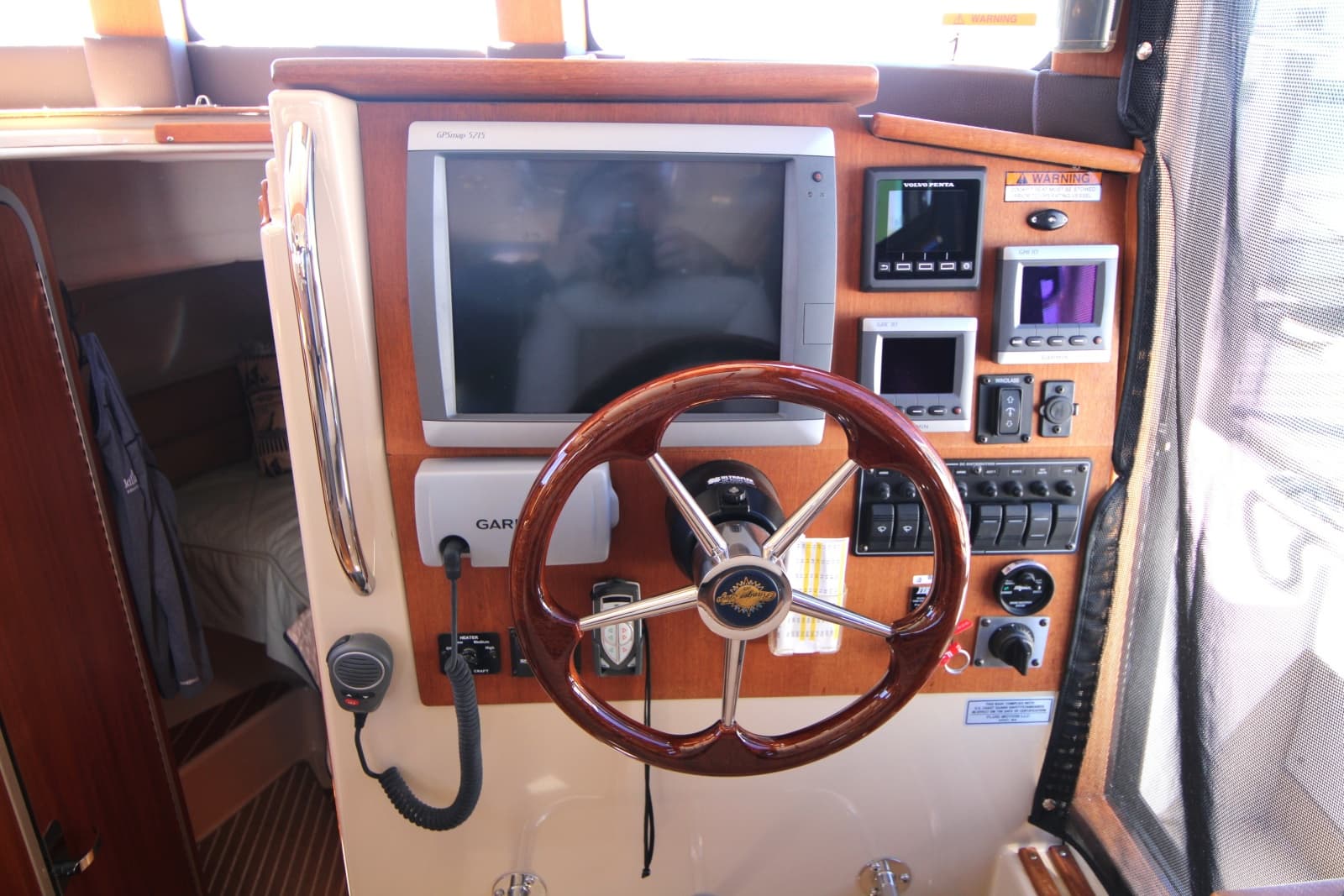 2013 Ranger Tugs R-31CB - Photo 17