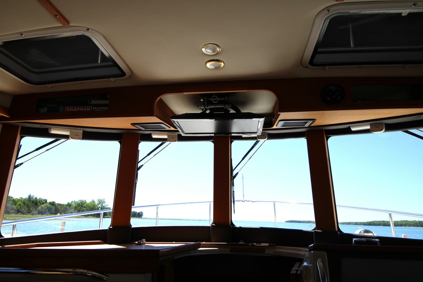 2013 Ranger Tugs R-31CB - Photo 27