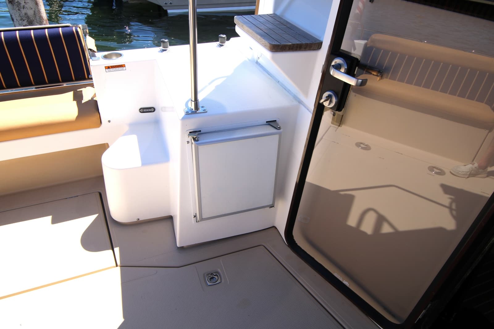 2013 Ranger Tugs R-31CB - Photo 38