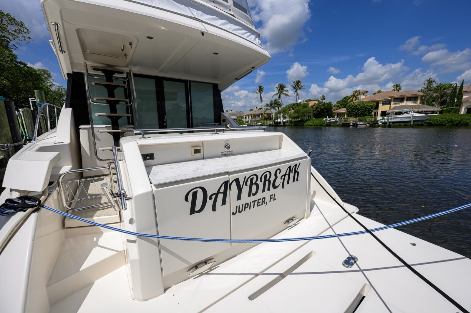 2017 Tiara Yachts 44 Flybridge - Photo 47