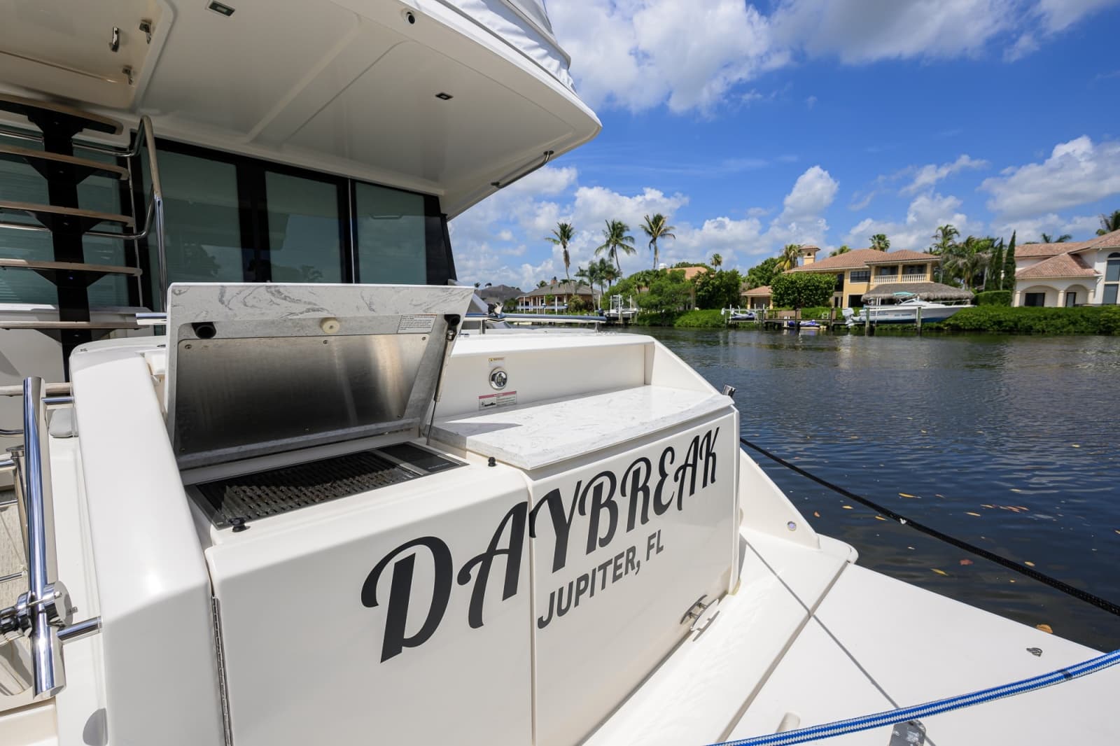 2017 Tiara Yachts 44 Flybridge - Photo 50