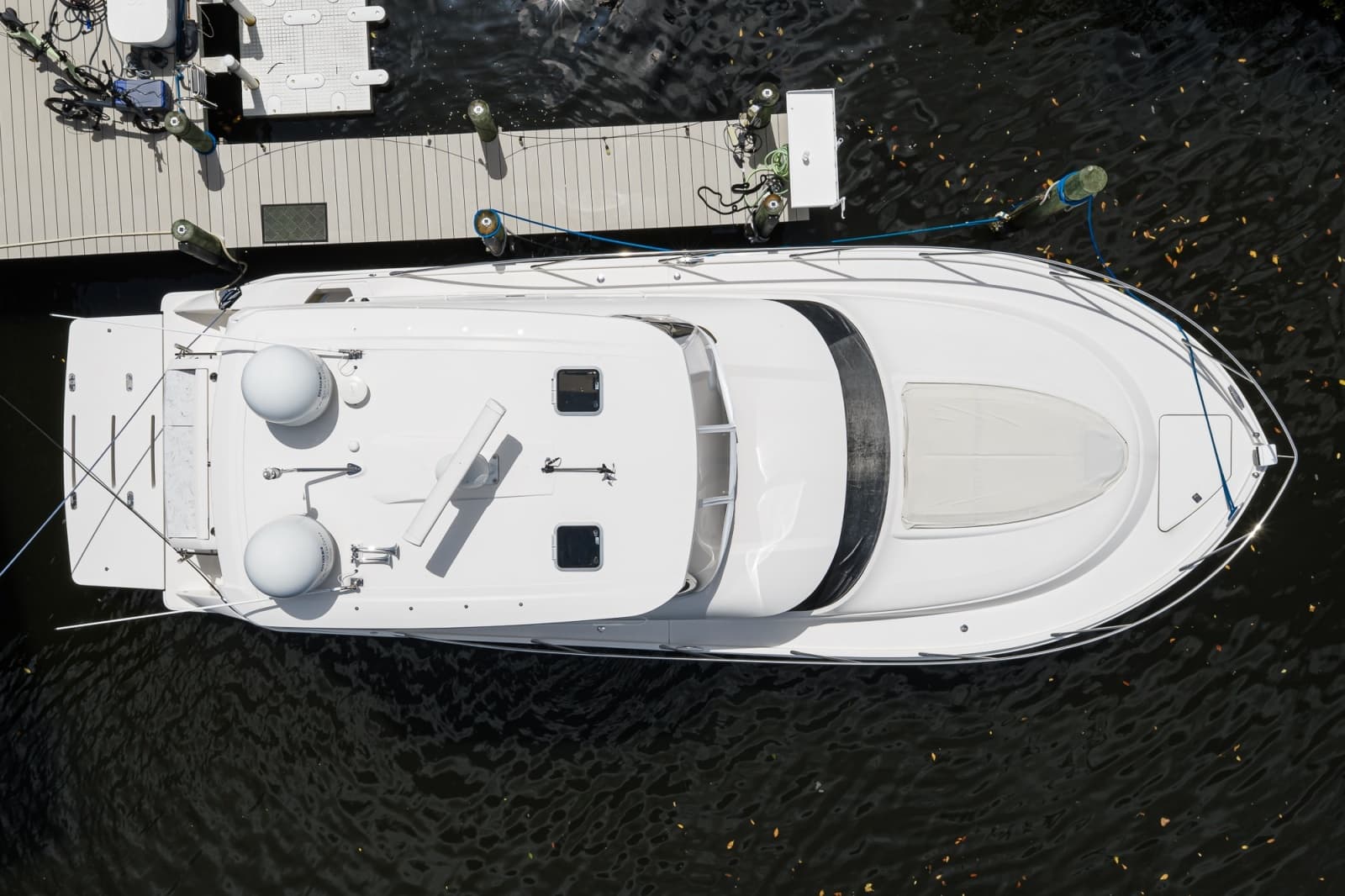 2017 Tiara Yachts 44 Flybridge - Photo 54