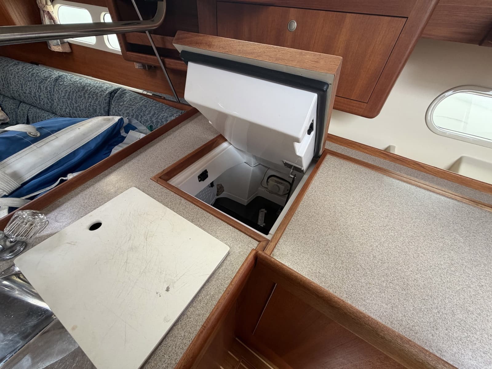 1998 Hunter 410 - Photo 8