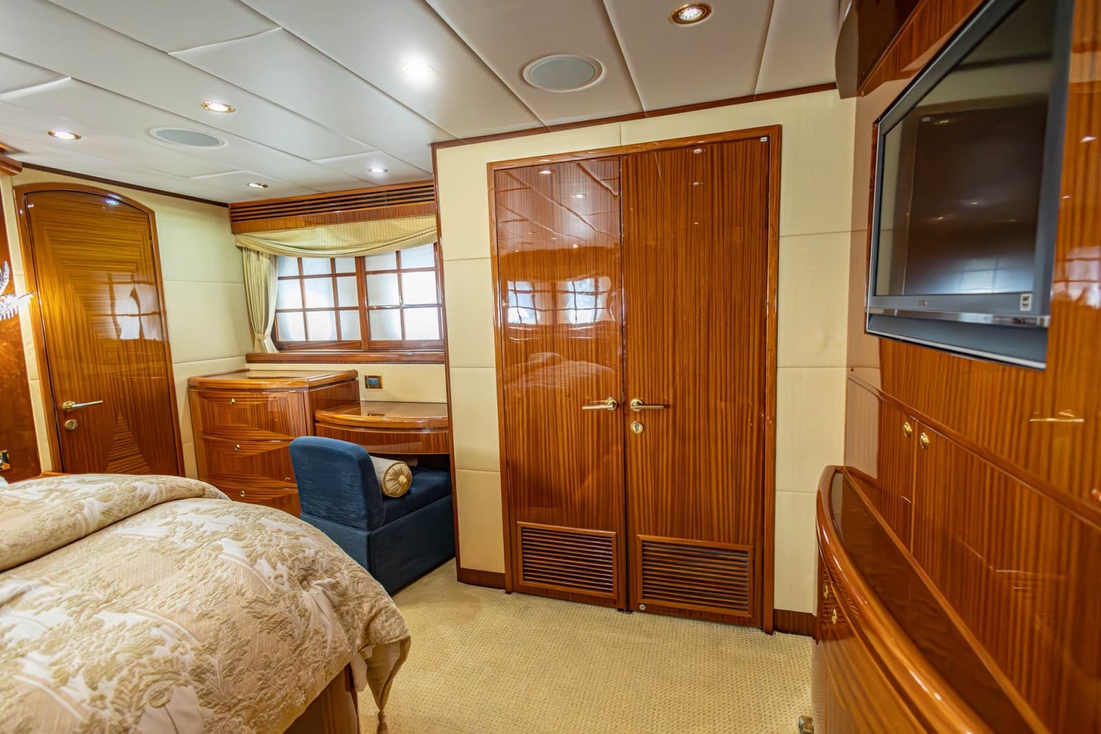 2008 Hargrave Enclosed Skylounge - Photo 24