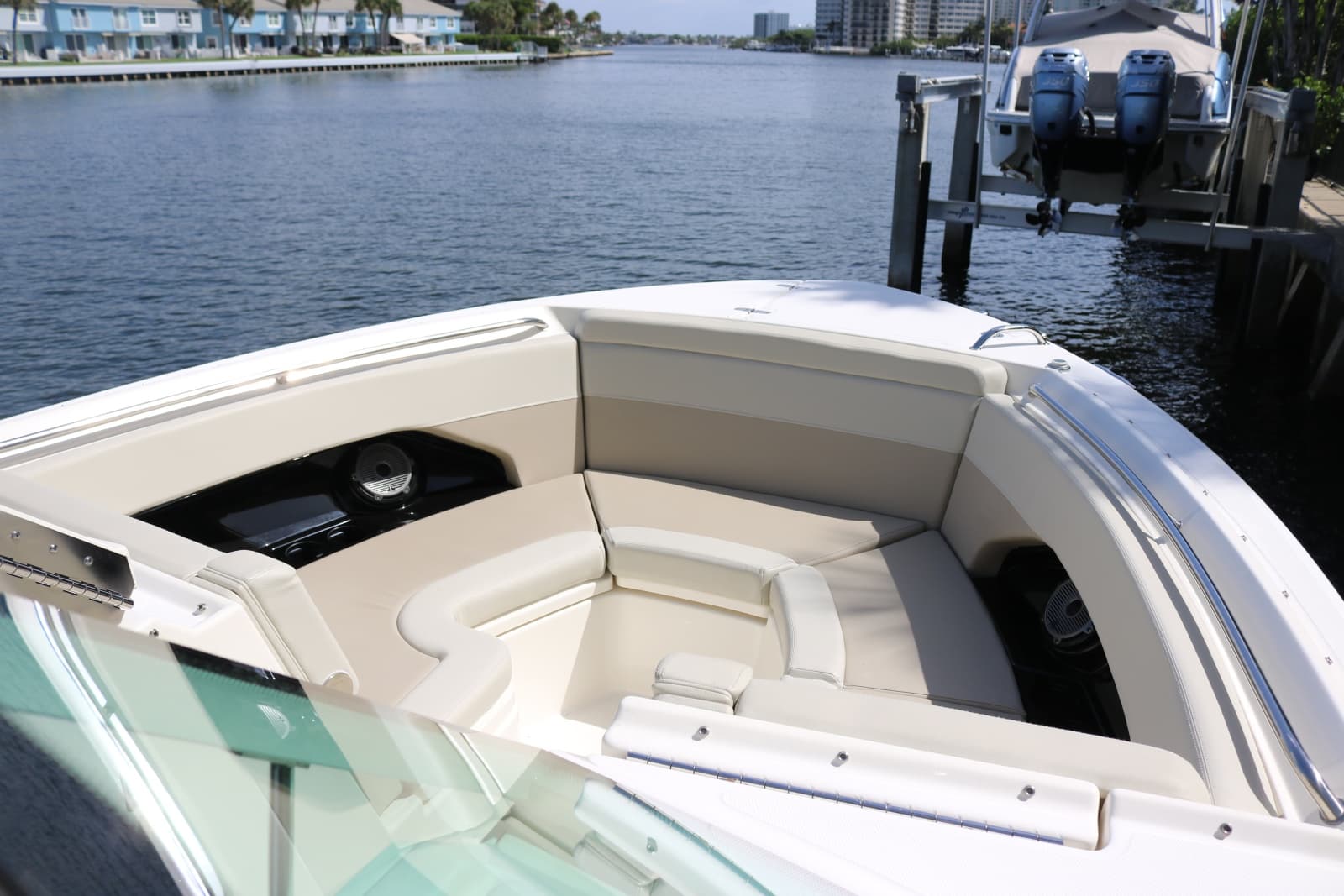 2023 Boston Whaler 280 Vantage - Photo 2