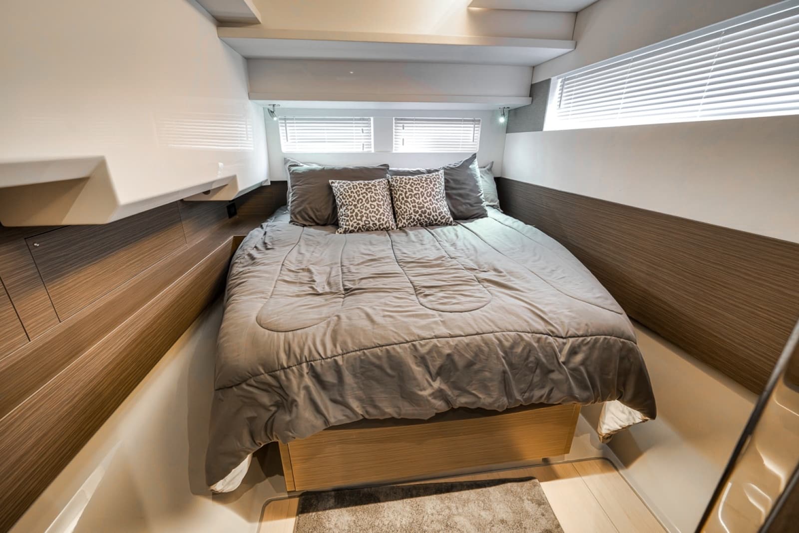 2023 Leopard 46 Powercat - Photo 90