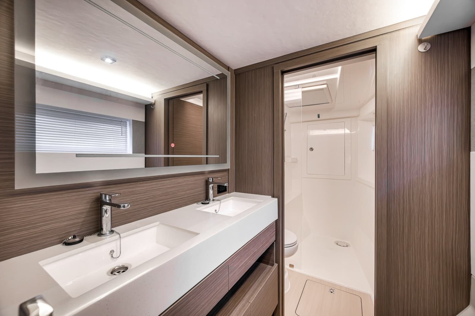 2023 Leopard 46 Powercat - Photo 81