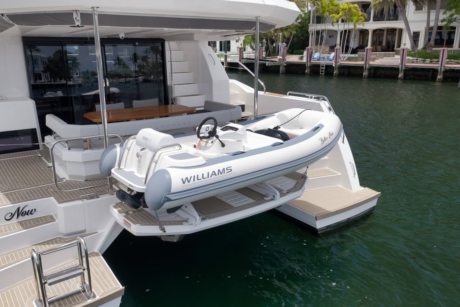 2023 Leopard 46 Powercat - Photo 15
