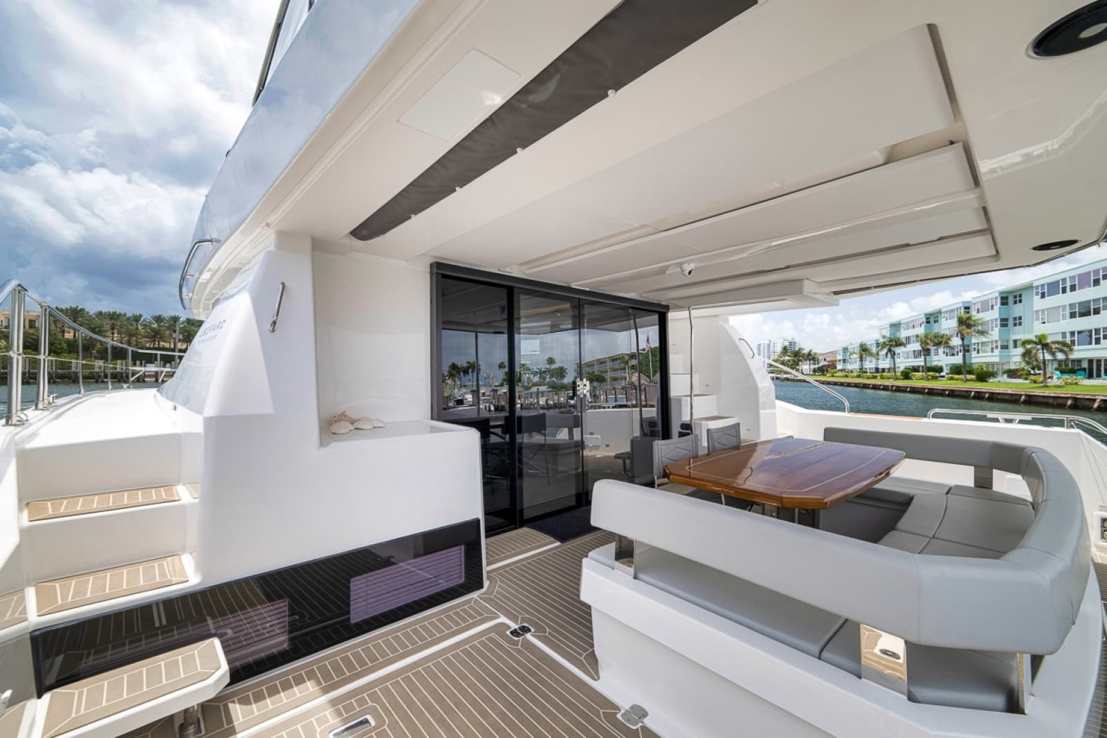 2023 Leopard 46 Powercat - Photo 26