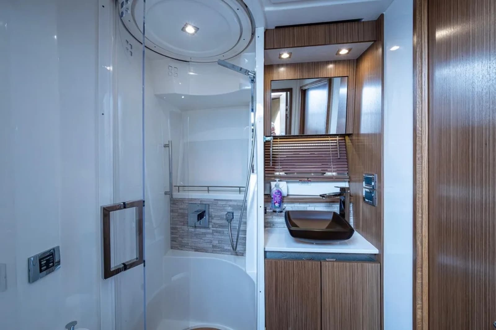 2018 Sea Ray L550 Fly - Photo 38