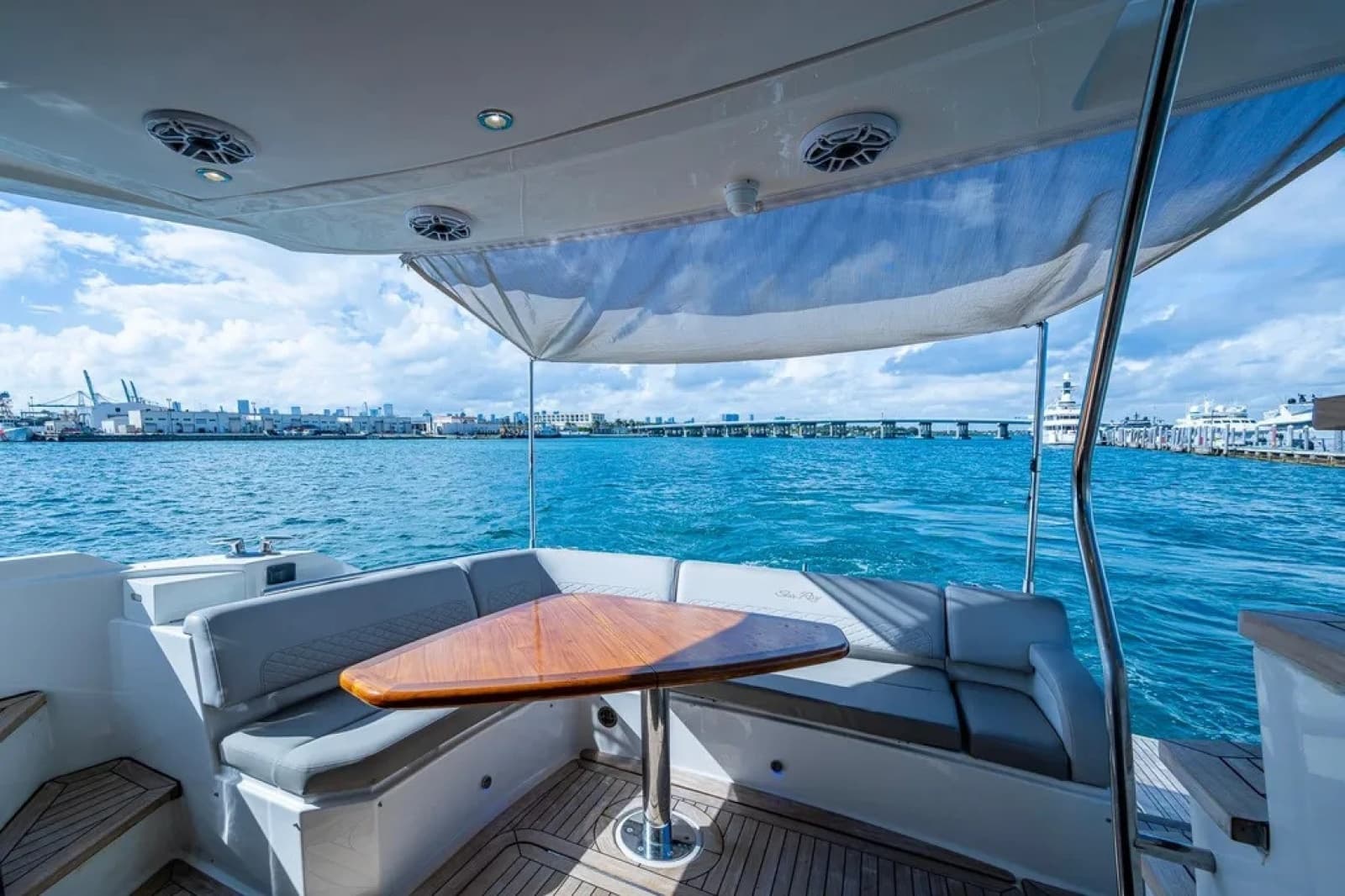2018 Sea Ray L550 Fly - Photo 14
