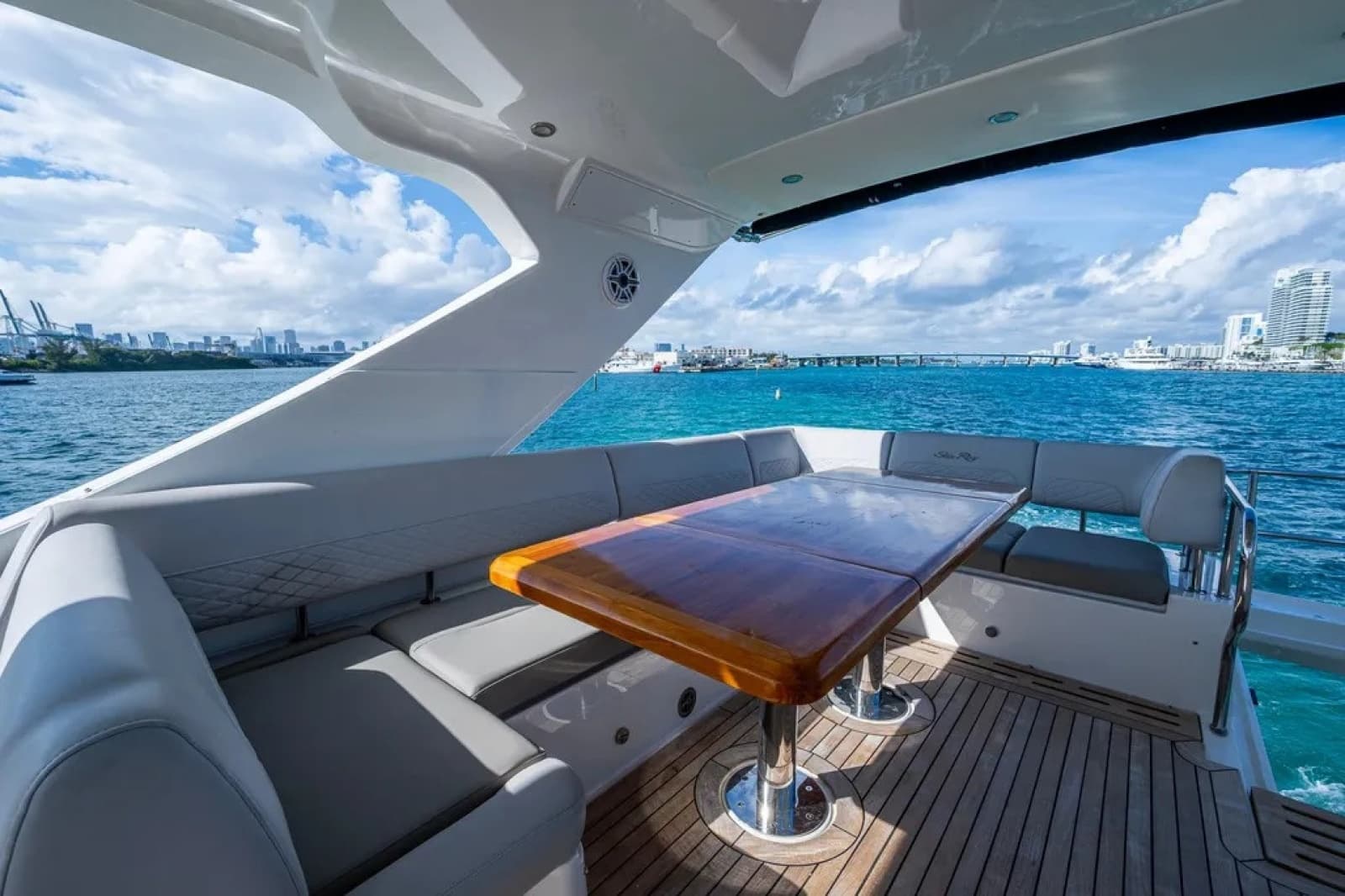 2018 Sea Ray L550 Fly - Photo 15