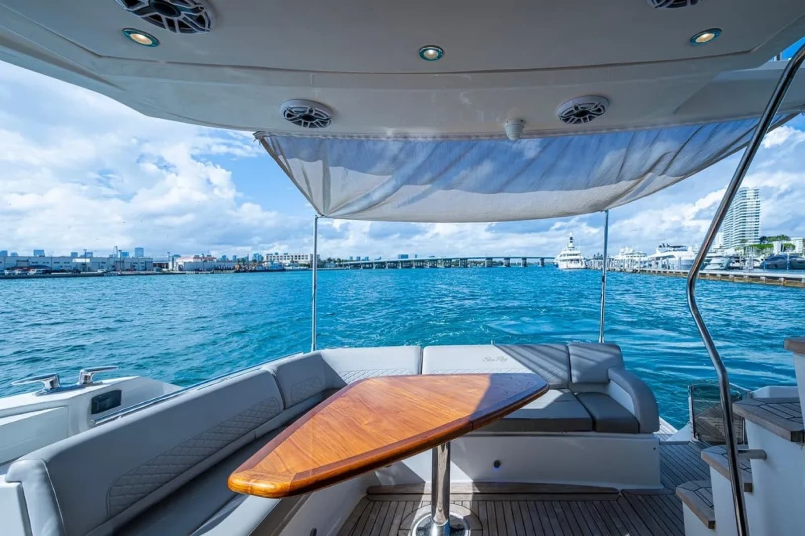 2018 Sea Ray L550 Fly - Photo 13