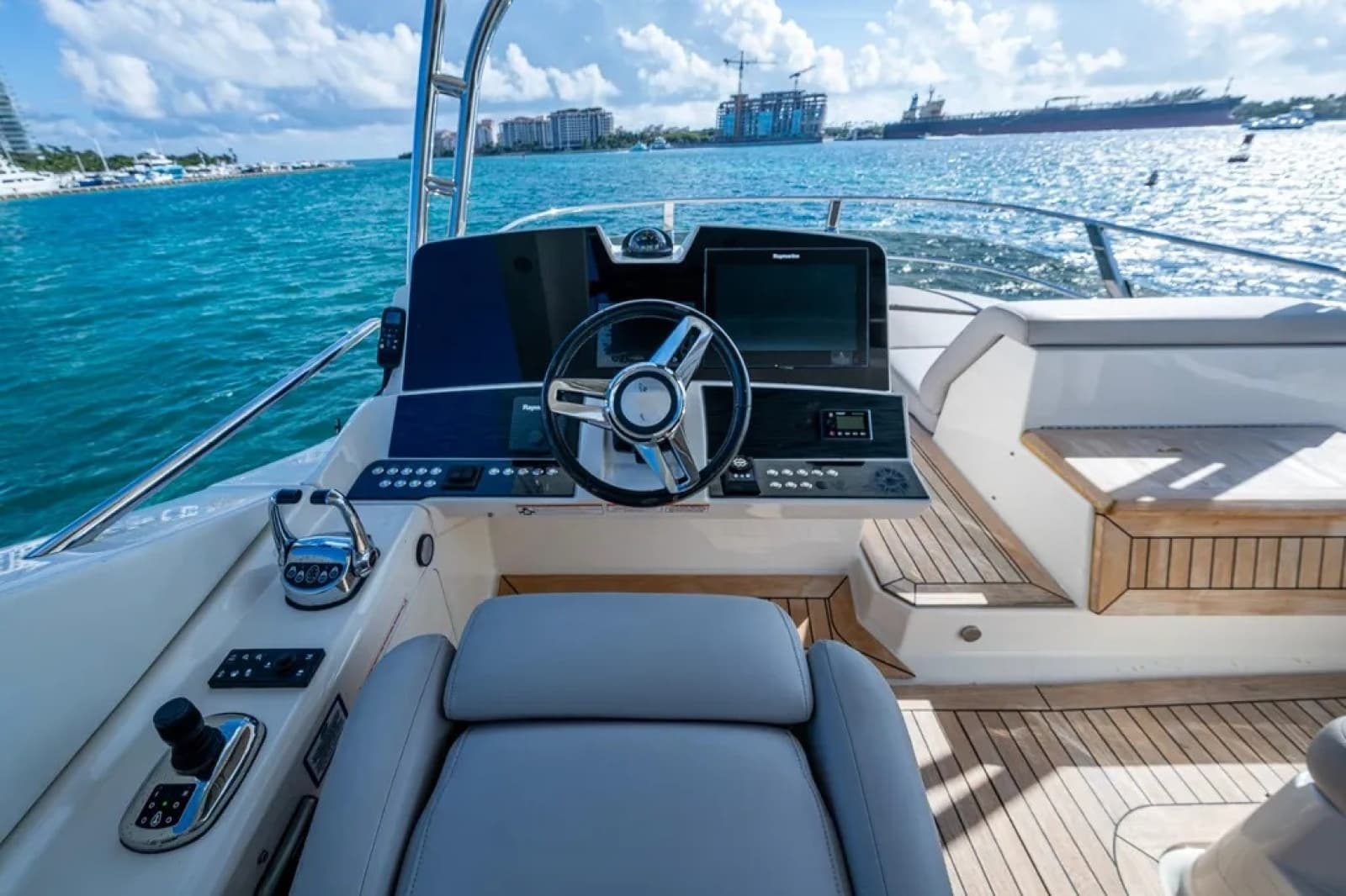 2018 Sea Ray L550 Fly - Photo 11
