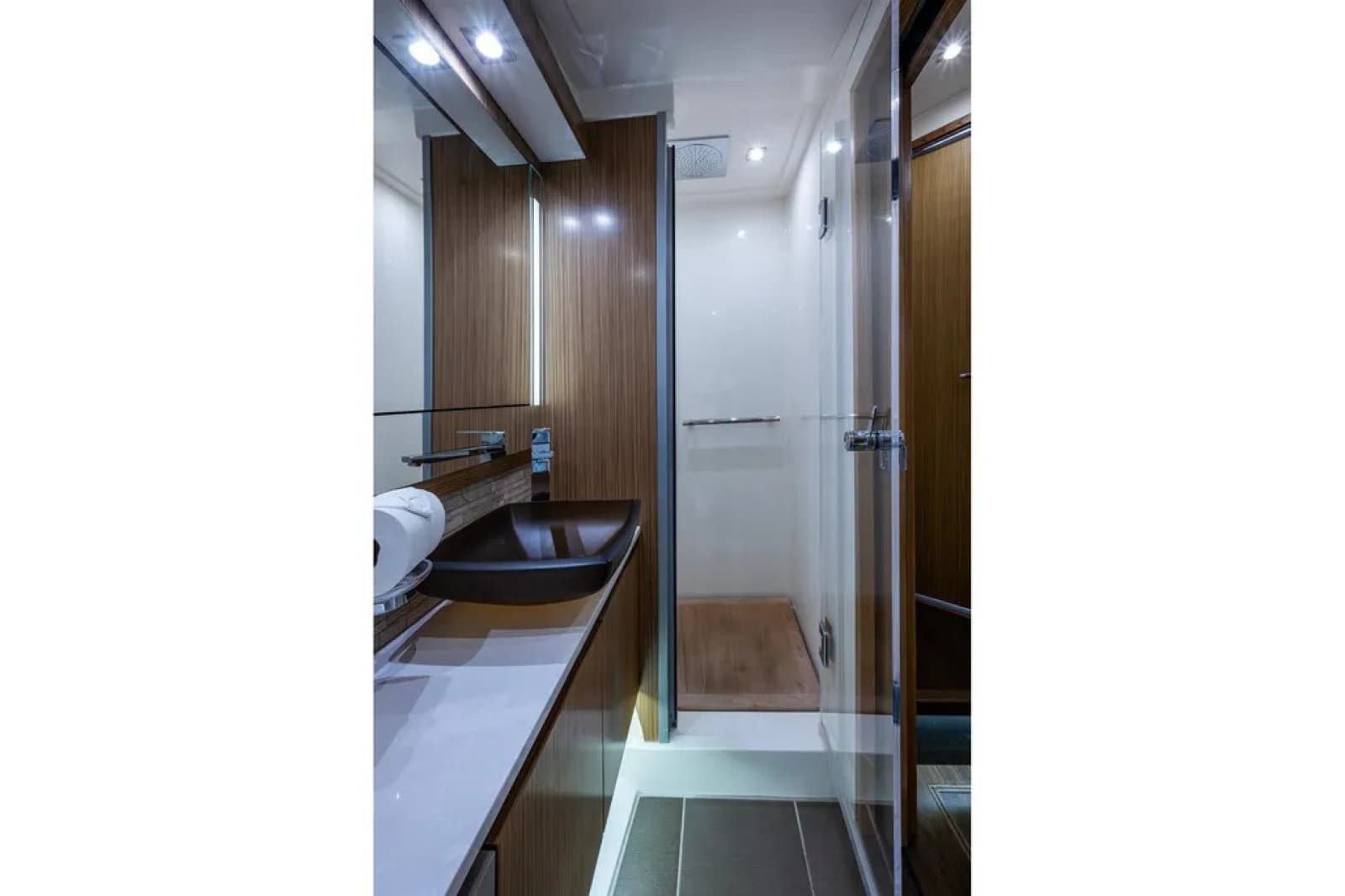2018 Sea Ray L550 Fly - Photo 48