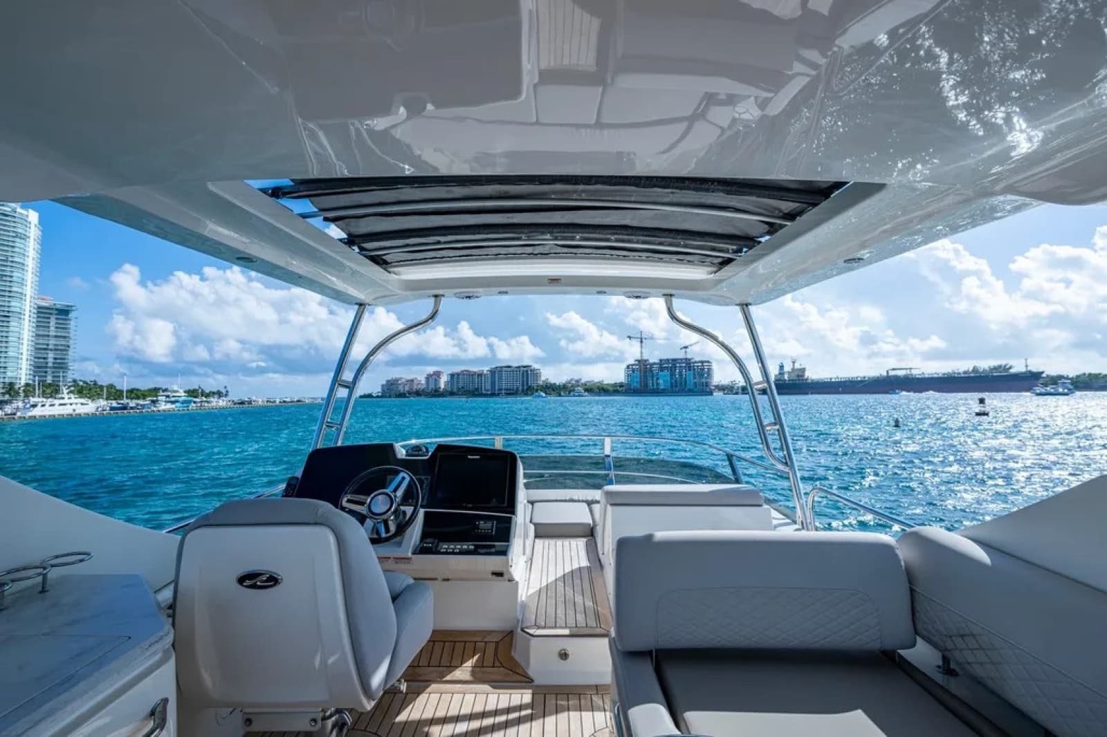 2018 Sea Ray L550 Fly - Photo 9