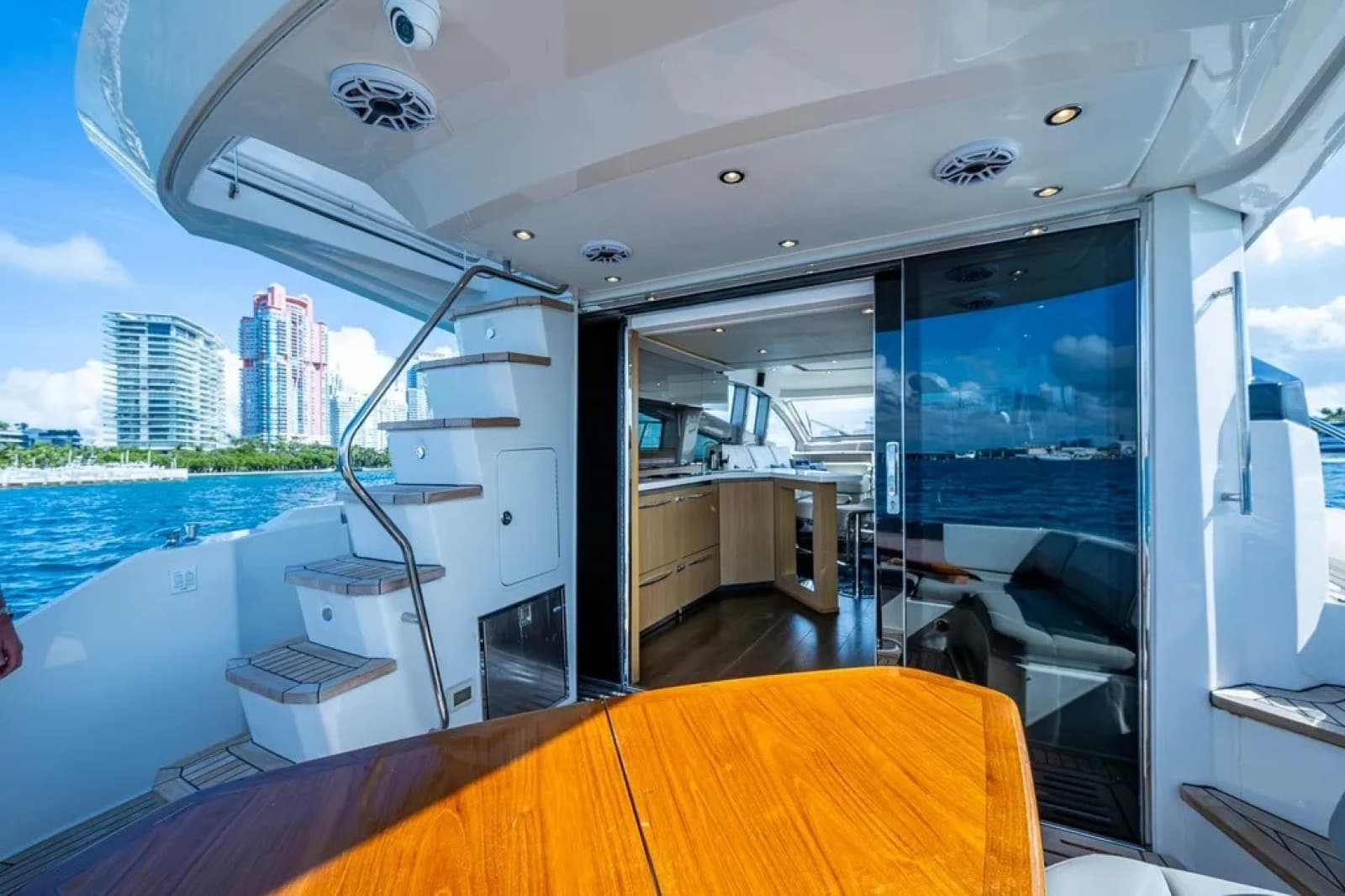 2018 Sea Ray L550 Fly - Photo 19