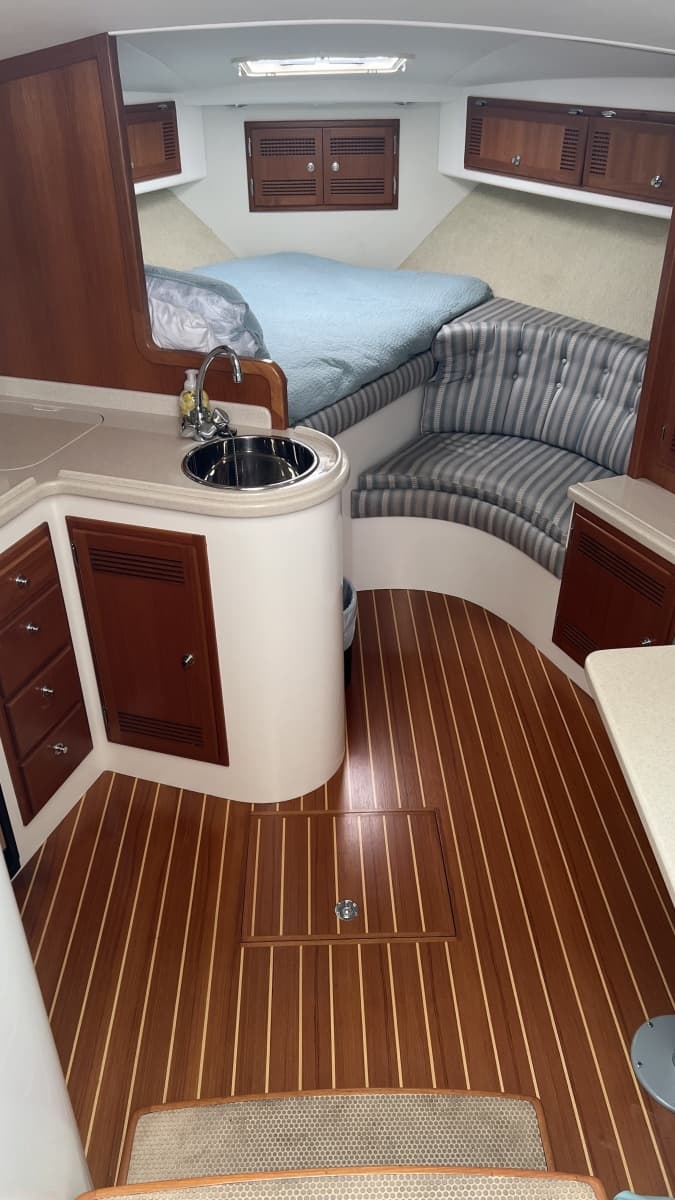 1998 Cabo 35 Express - Photo 34