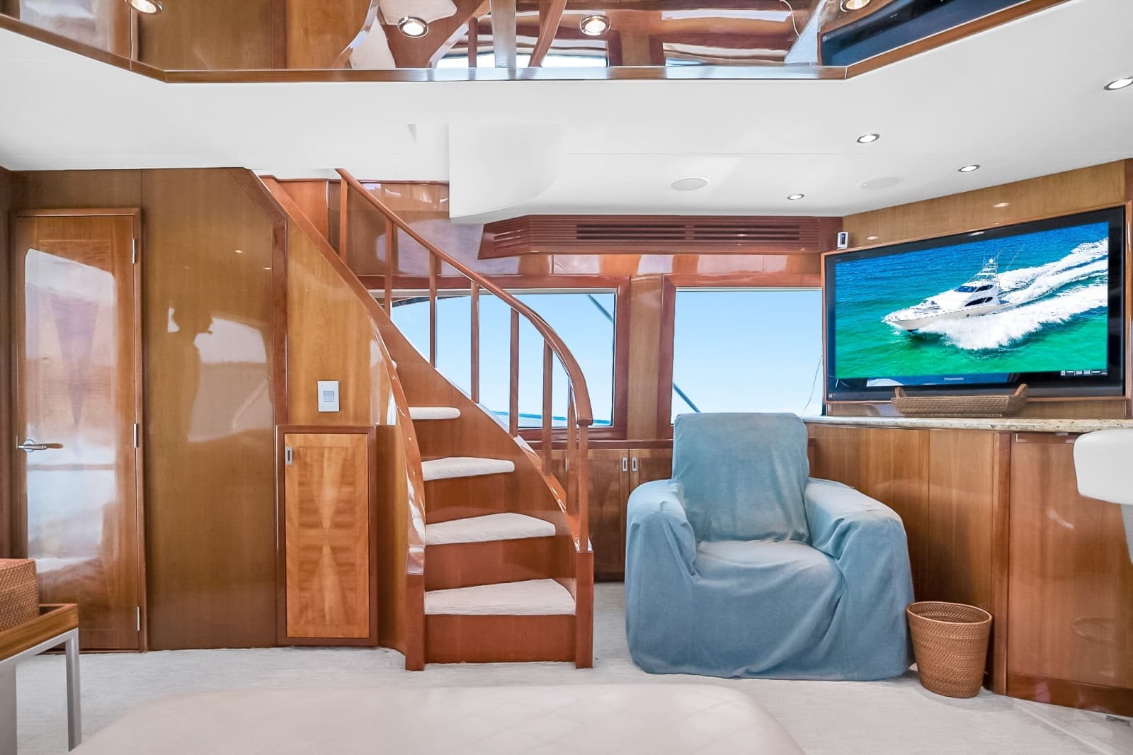 2008 Hatteras Convertible - Photo 38