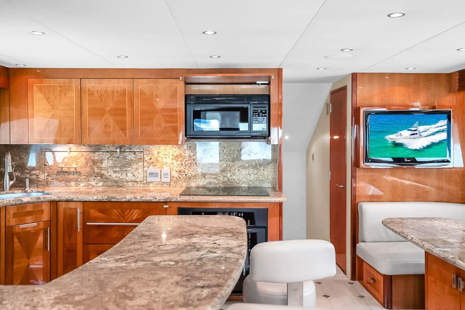 2008 Hatteras Convertible - Photo 51