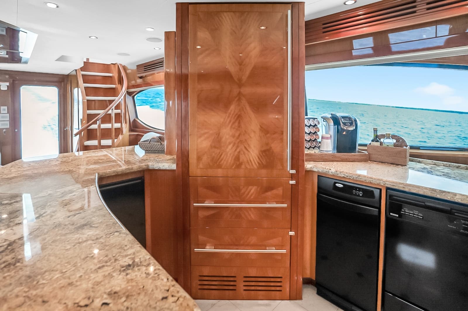 2008 Hatteras Convertible - Photo 43